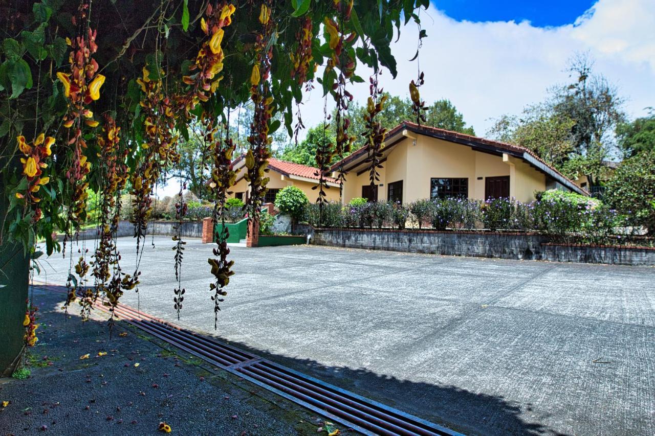 Hotel Villa Zurqui San Isidro  Ngoại thất bức ảnh